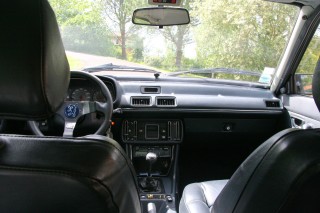 C'est pas une BM... au volant
